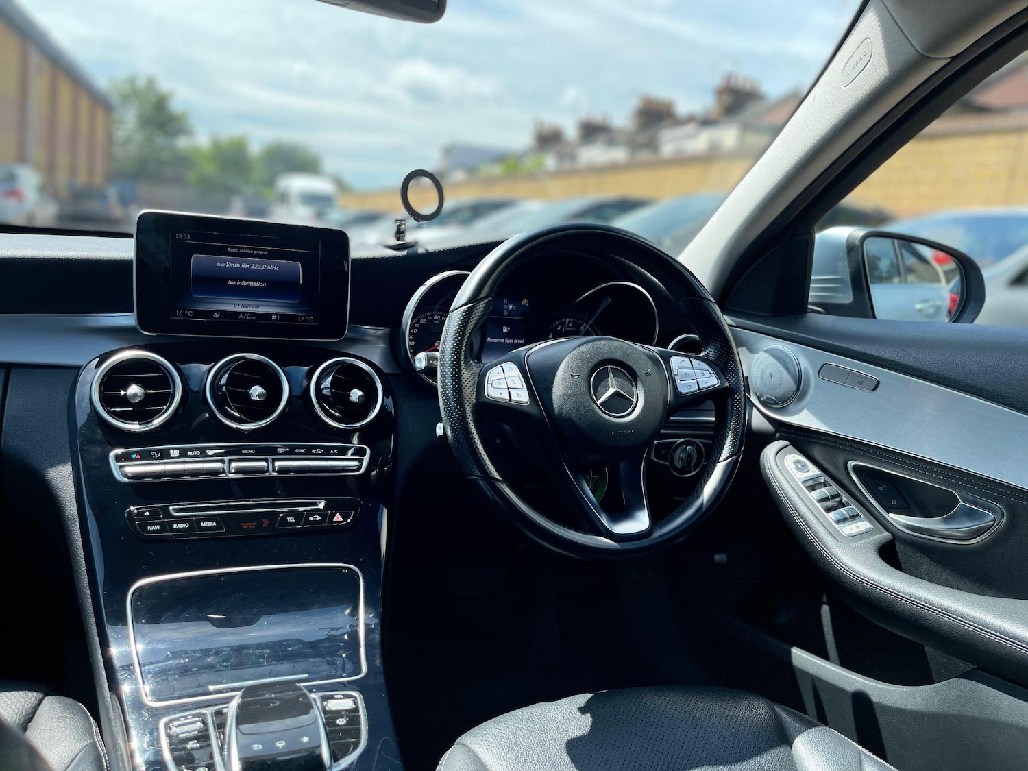 Used Mercedes-Benz C Class 2015 for sale - 76551883: Photo 16