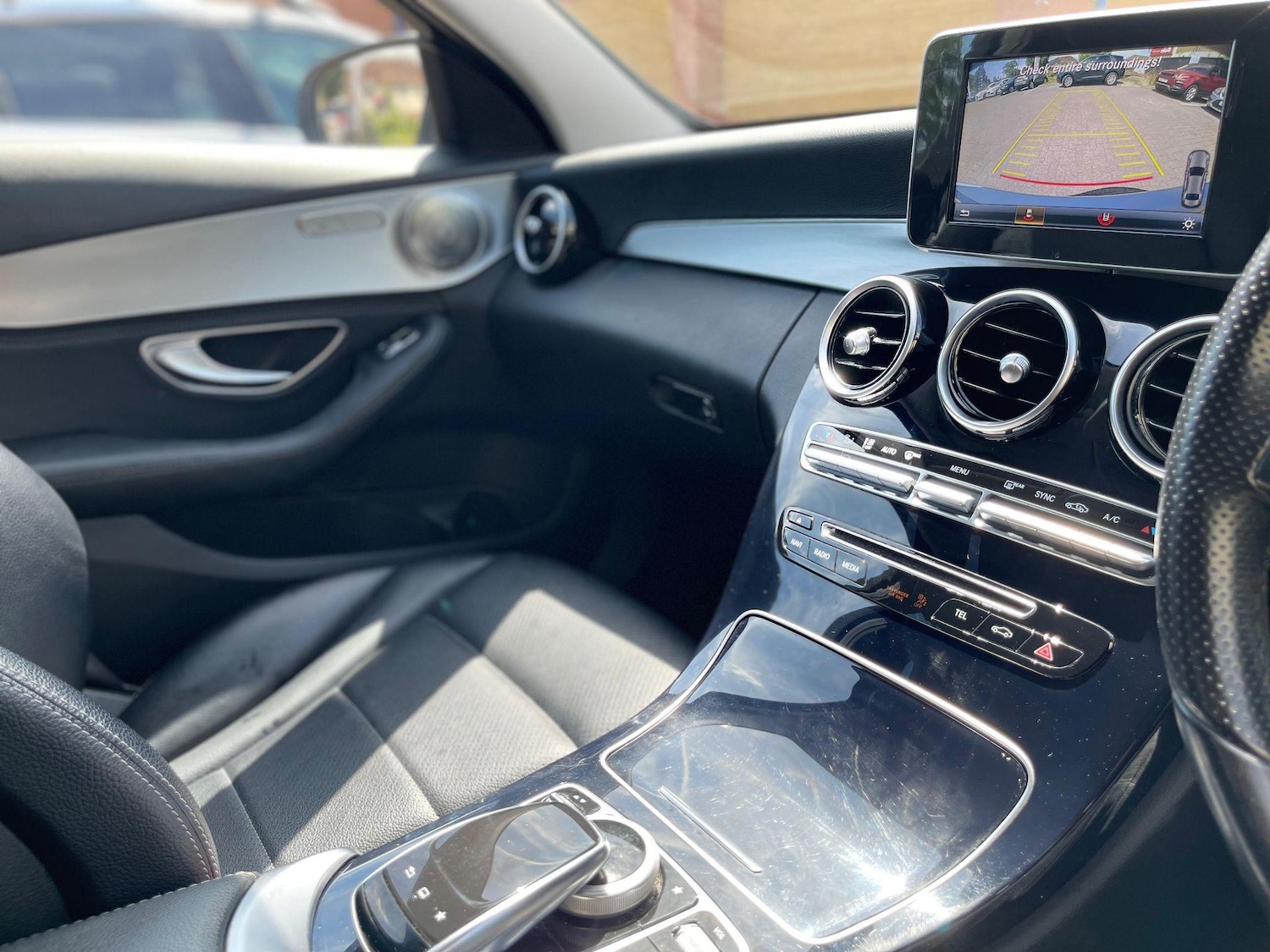 Used Mercedes-Benz C Class 2015 for sale - 76551883: Photo 18