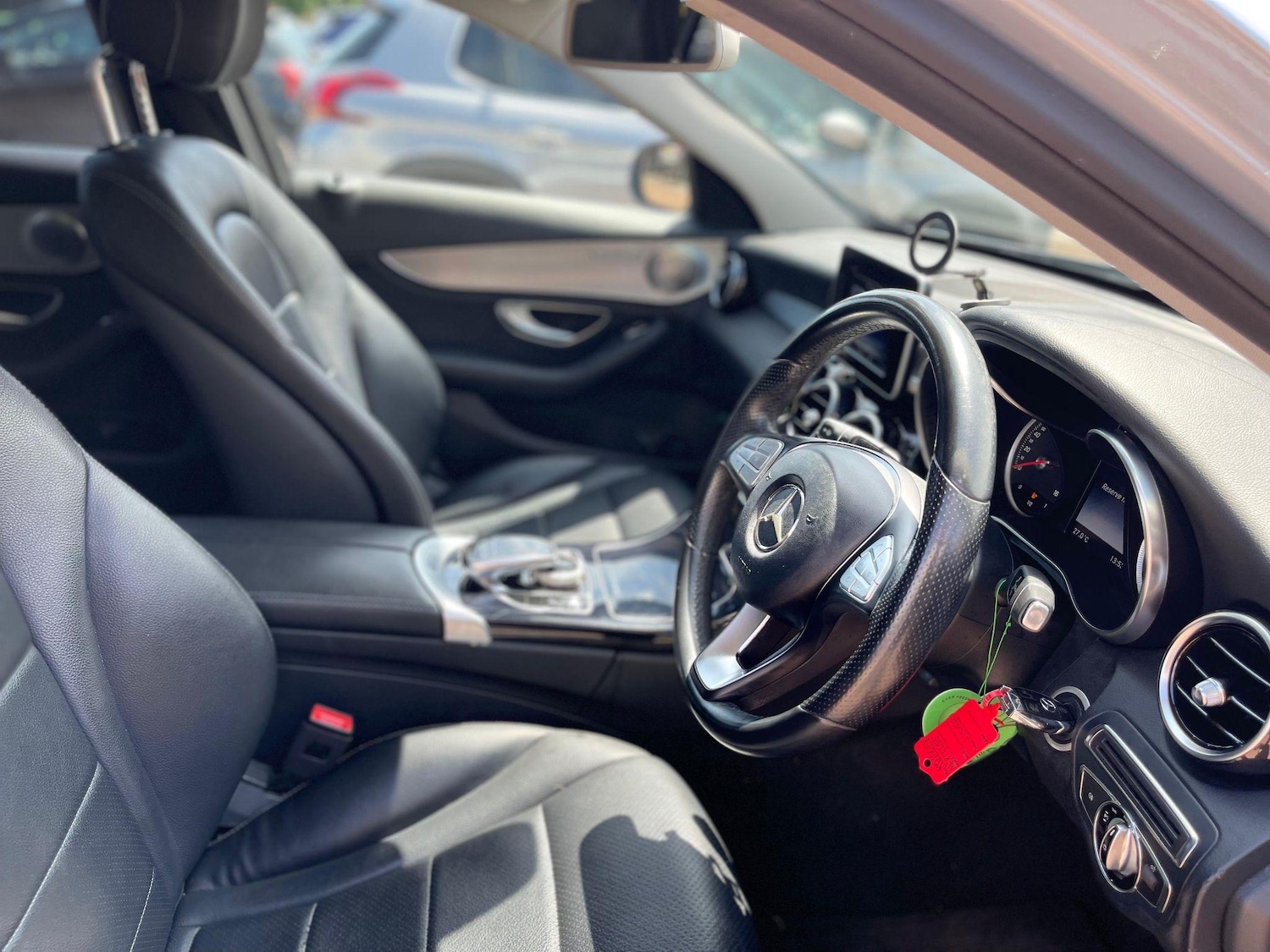 Used Mercedes-Benz C Class 2015 for sale - 76551883: Photo 21