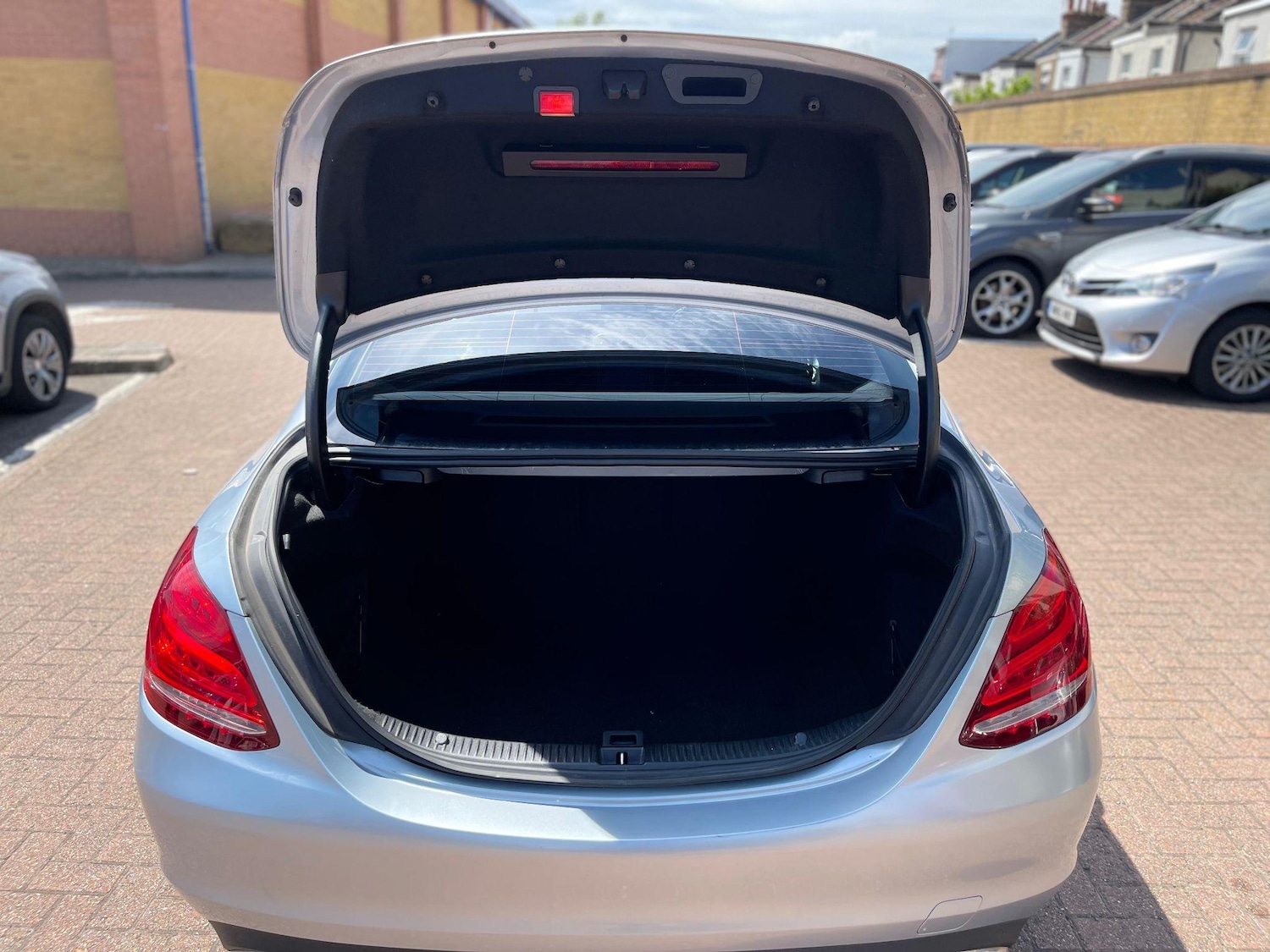 Used Mercedes-Benz C Class 2015 for sale - 76551883: Photo 39