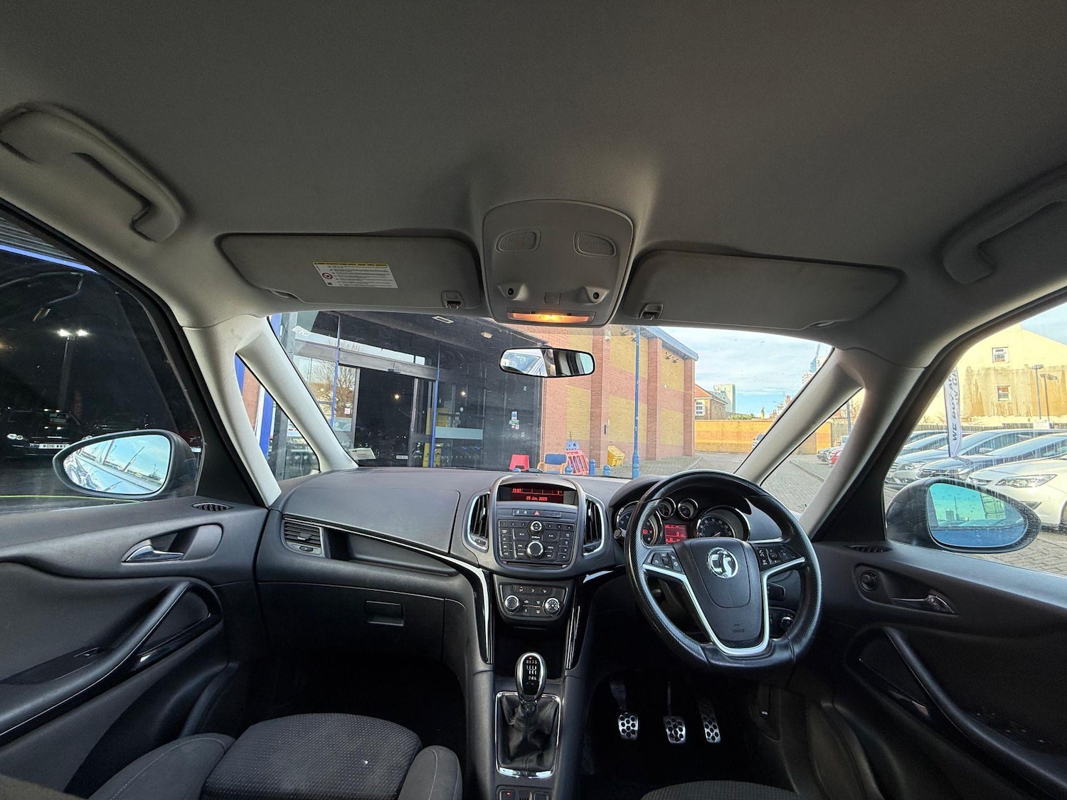 Used Vauxhall Zafira Tourer 2015 for sale - 76326031: Photo 10
