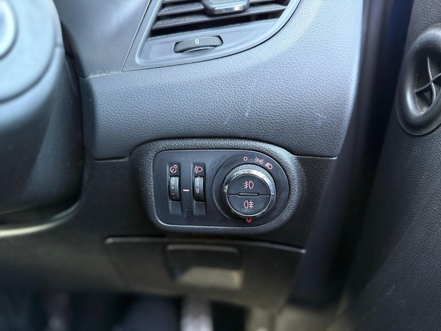 Used Vauxhall Zafira Tourer 2015 for sale - 76326031: Photo 16
