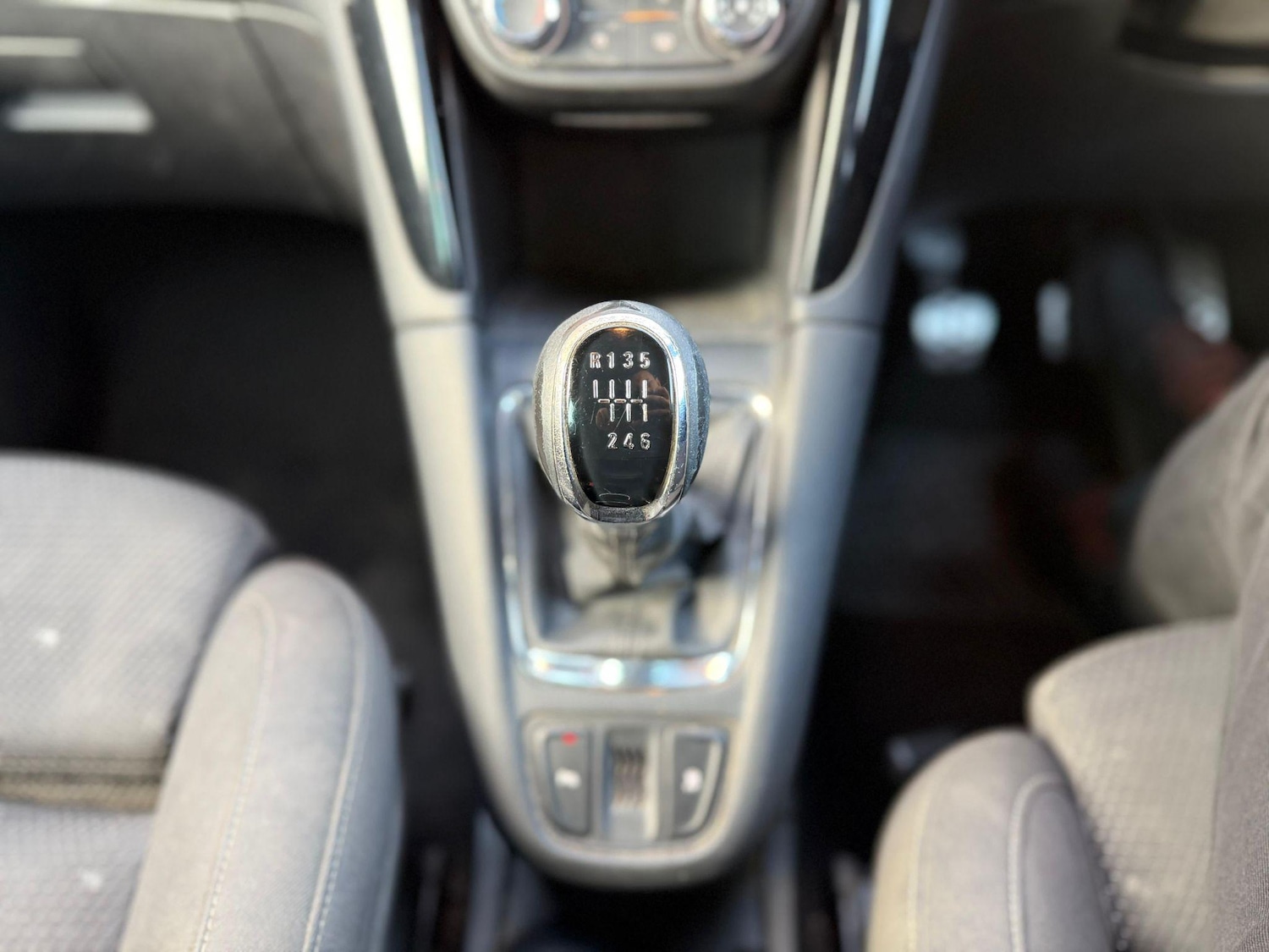 Used Vauxhall Zafira Tourer 2015 for sale - 76326031: Photo 21