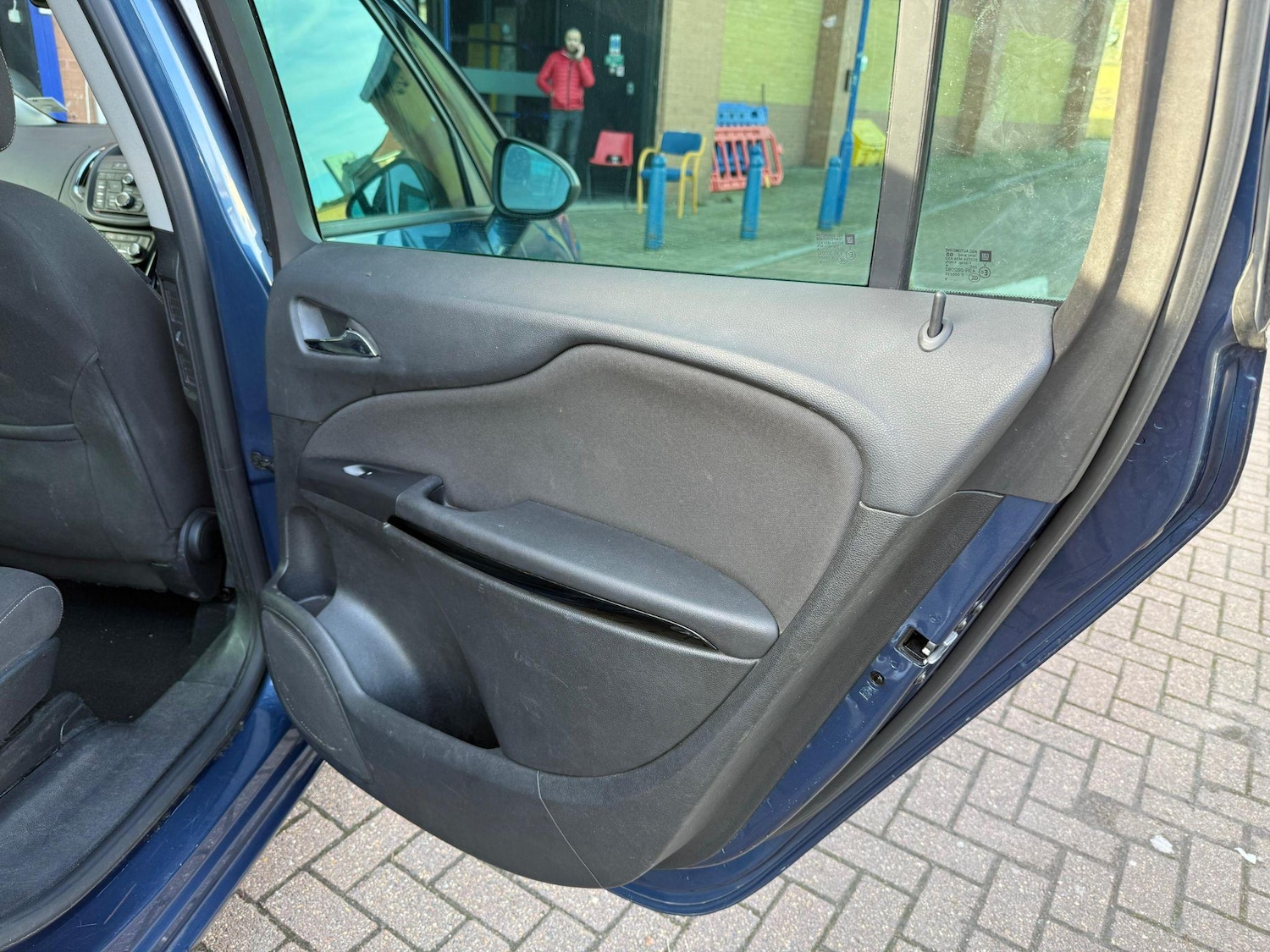 Used Vauxhall Zafira Tourer 2015 for sale - 76326031: Photo 29
