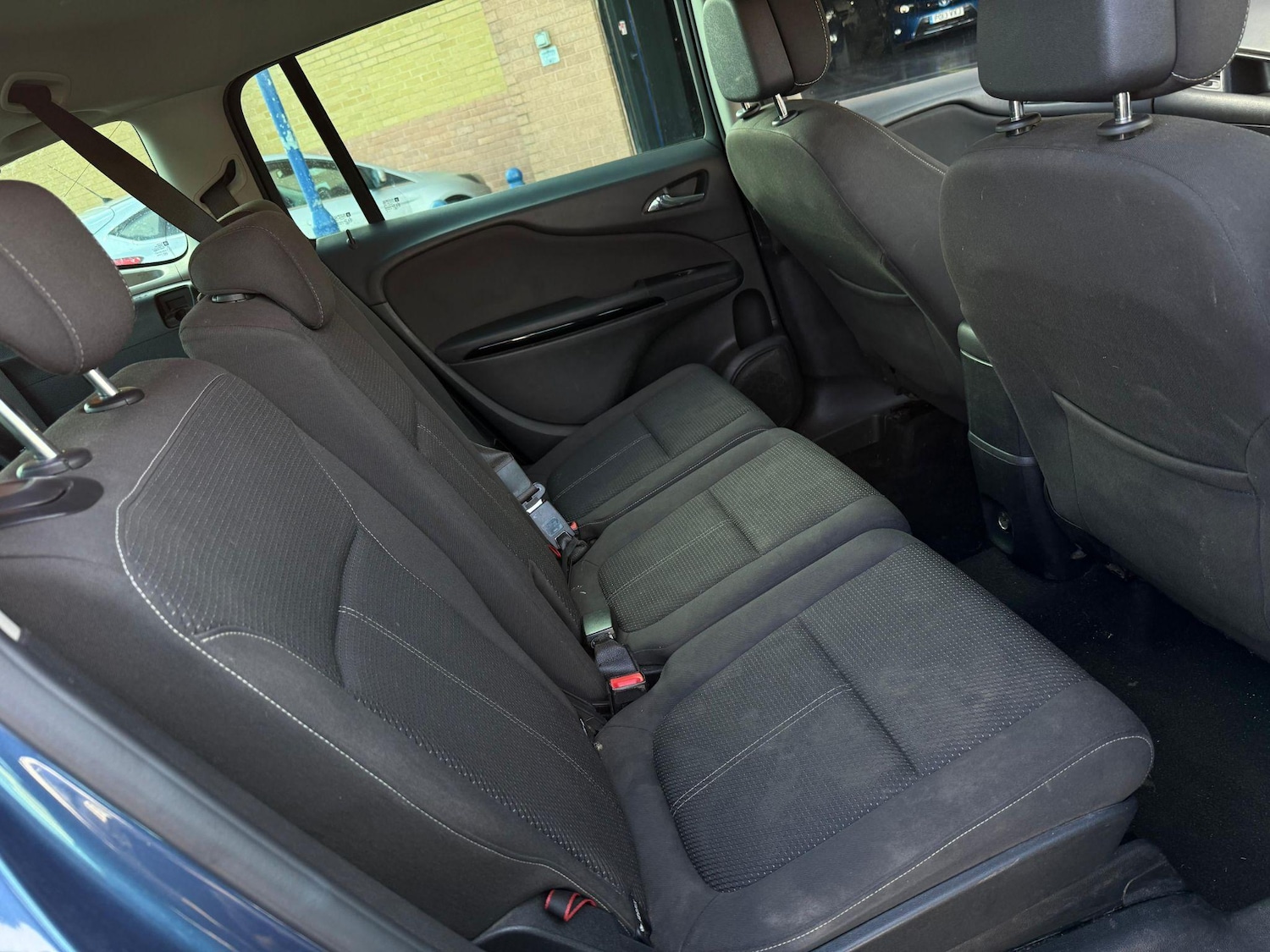 Used Vauxhall Zafira Tourer 2015 for sale - 76326031: Photo 30