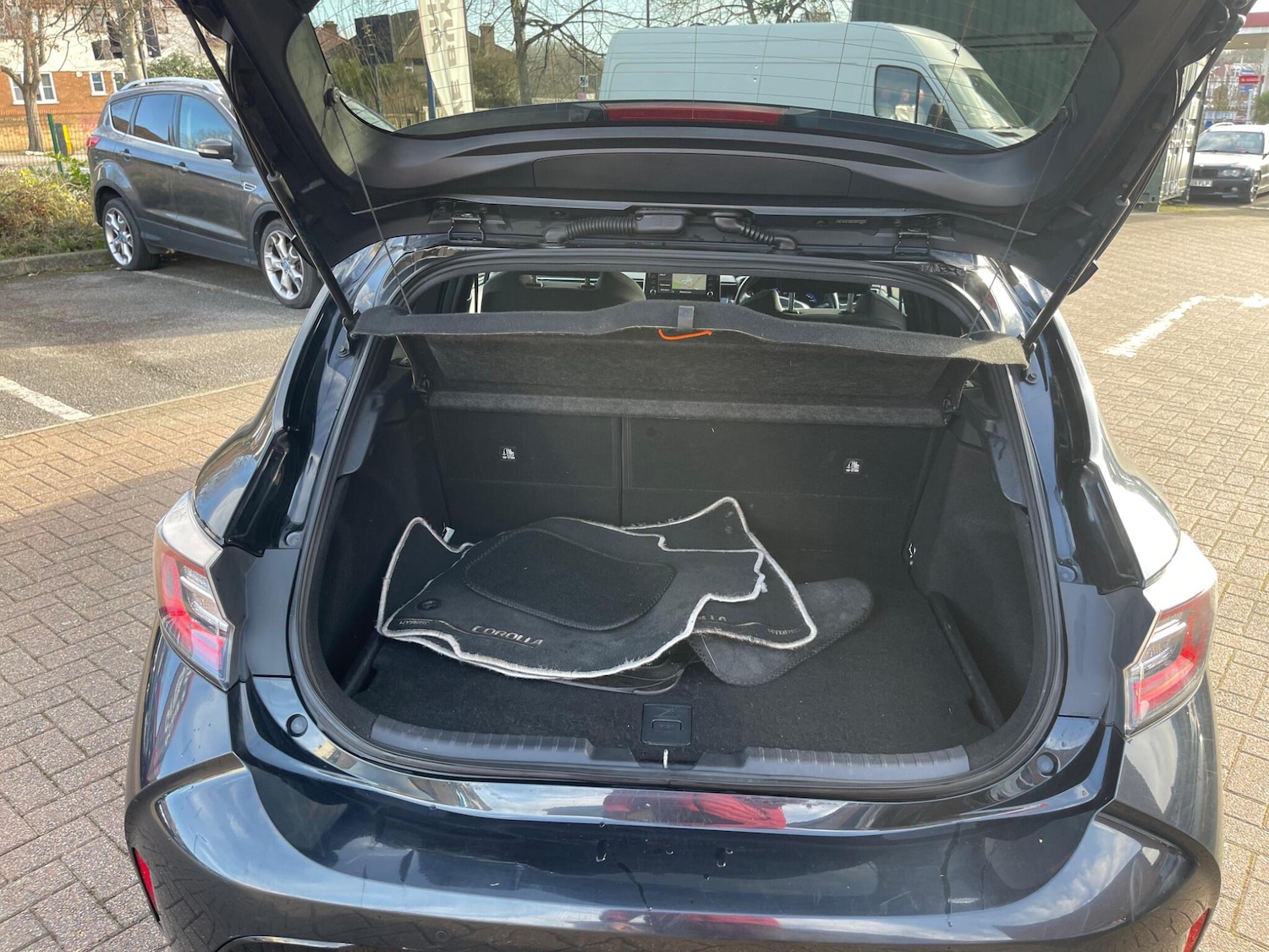 Used Toyota Corolla 2020 for sale - 77315039: Photo 39