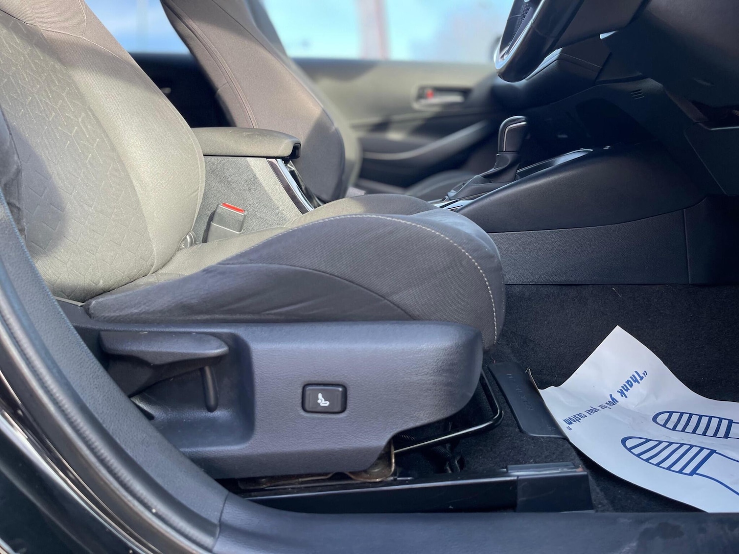 Used Toyota Corolla 2020 for sale - 77315039: Photo 40