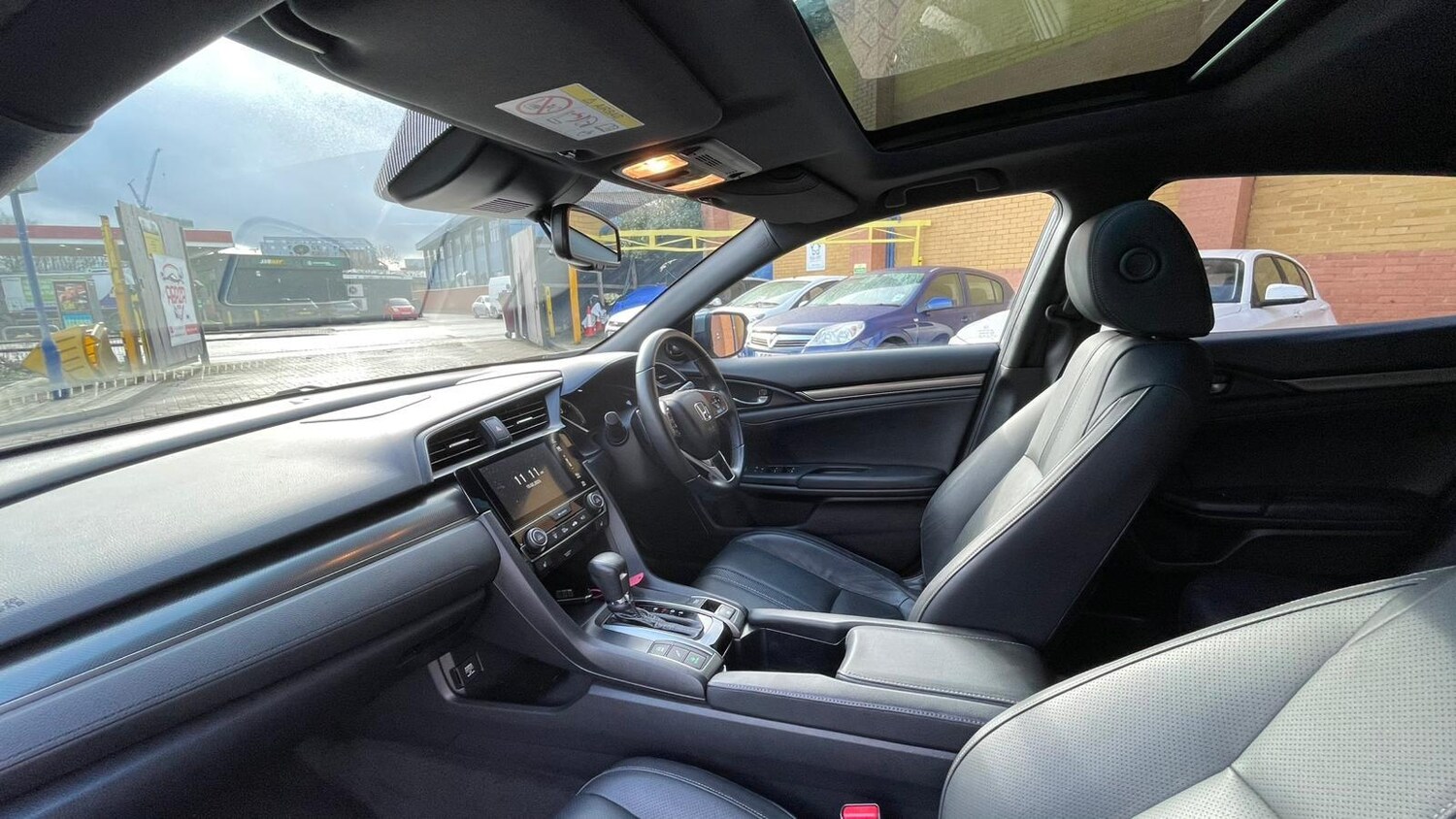 Used Honda Civic 2019 for sale - 77510535: Photo 48