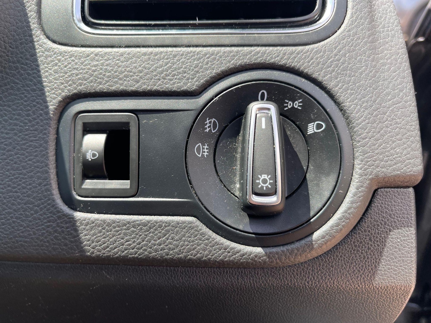 Used Volkswagen Polo 2016 for sale - 76551931: Photo 24