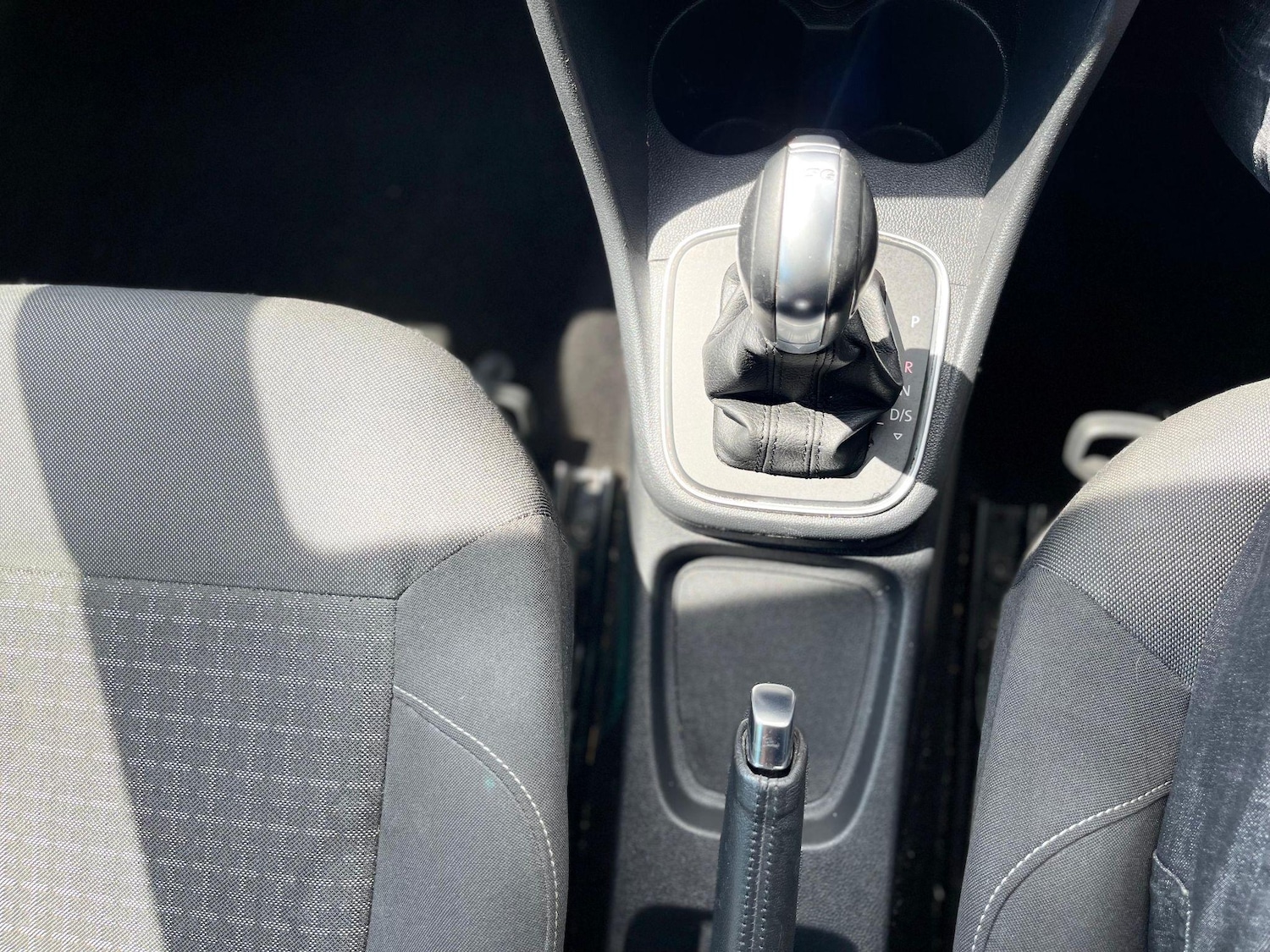 Used Volkswagen Polo 2016 for sale - 76551931: Photo 38