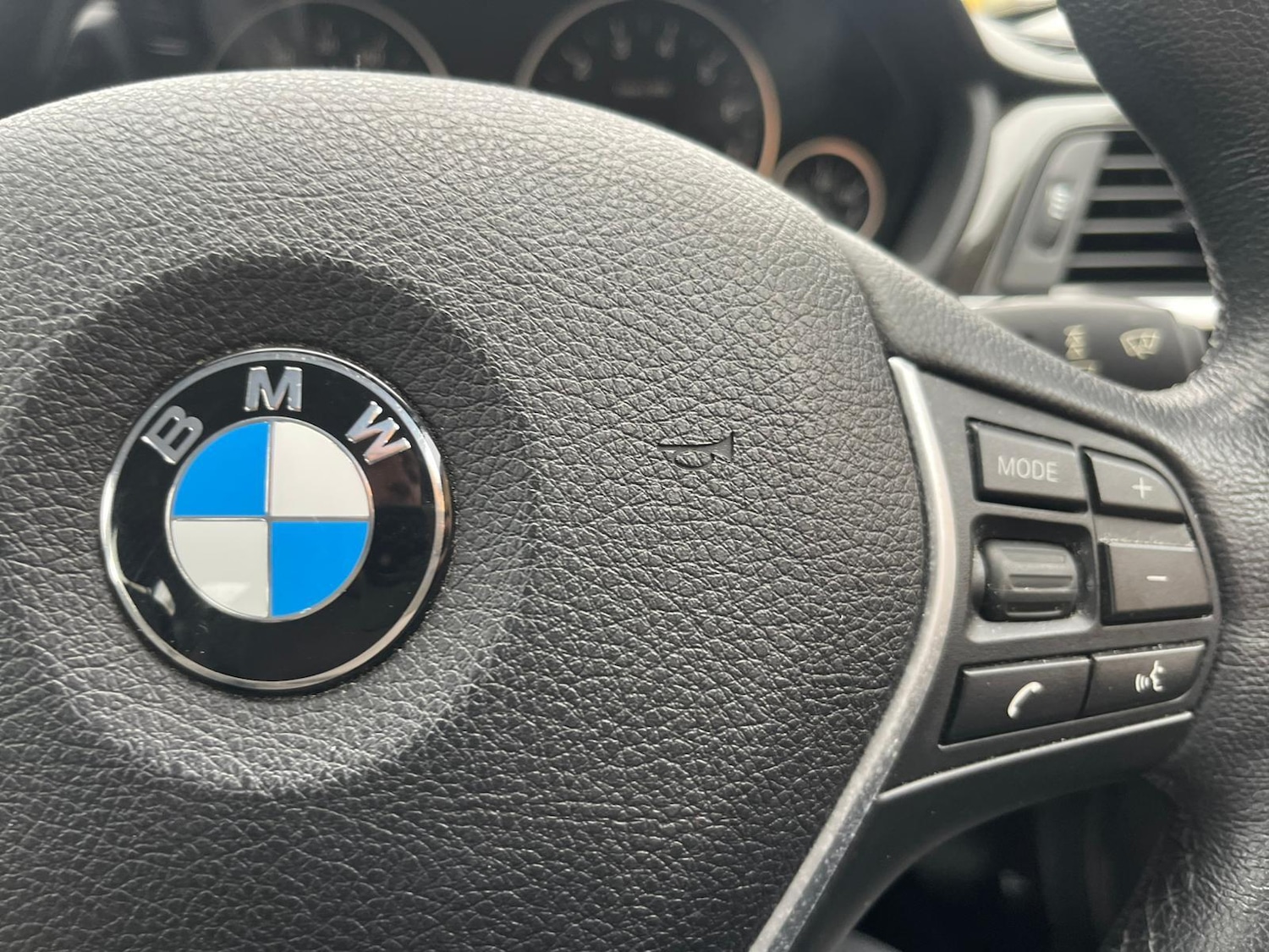 Used BMW 3 Series 2014 for sale - 76551882: Photo 26