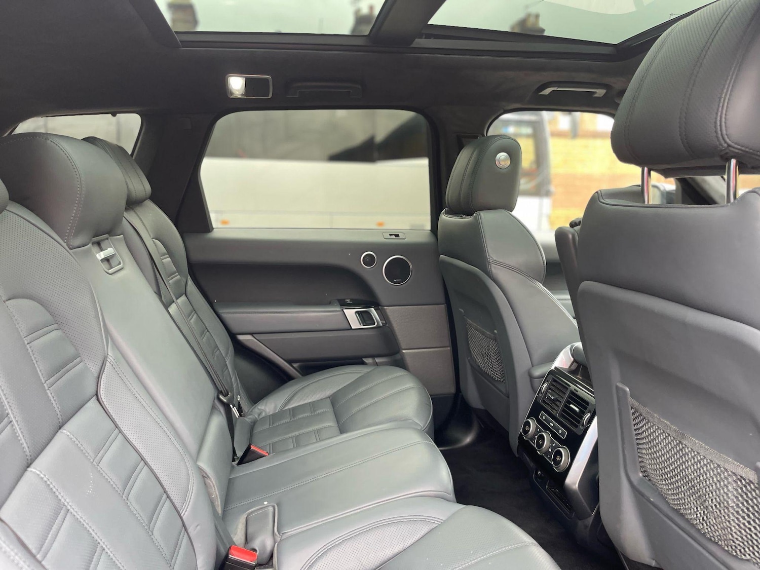 Used Land Rover Range Rover Sport 2017 for sale - 76551908: Photo 28