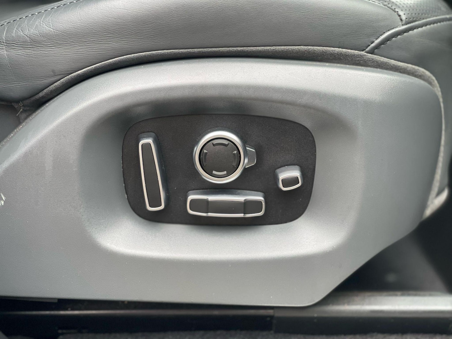 Used Land Rover Range Rover Sport 2017 for sale - 76551908: Photo 33