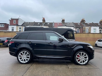 Used Land Rover Range Rover Sport 2017 for sale - 76551908: Photo