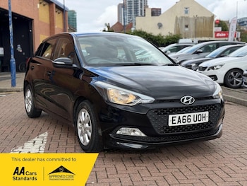 Used Hyundai i20 2016 for sale - 76993188: Photo