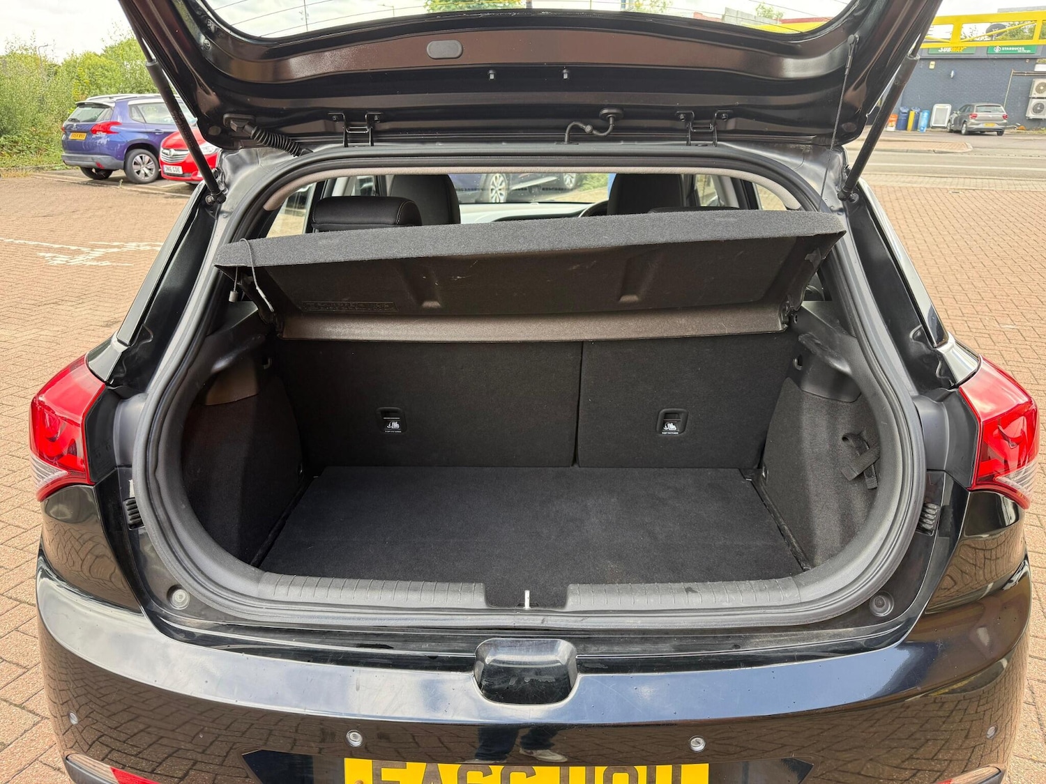 Used Hyundai i20 2016 for sale - 76993188: Photo 20