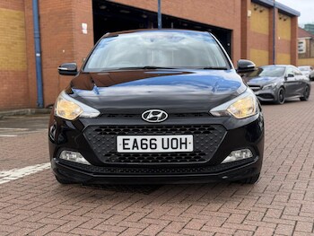 Used Hyundai i20 2016 for sale - 76993188: Photo