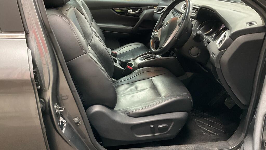 Used Nissan Qashqai 2017 for sale - 77838998: Photo 10