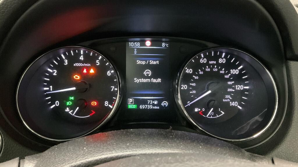 Used Nissan Qashqai 2017 for sale - 77838998: Photo 11