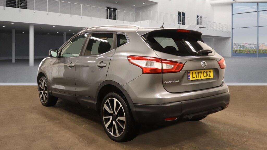 Used Nissan Qashqai 2017 for sale - 77838998: Photo 3