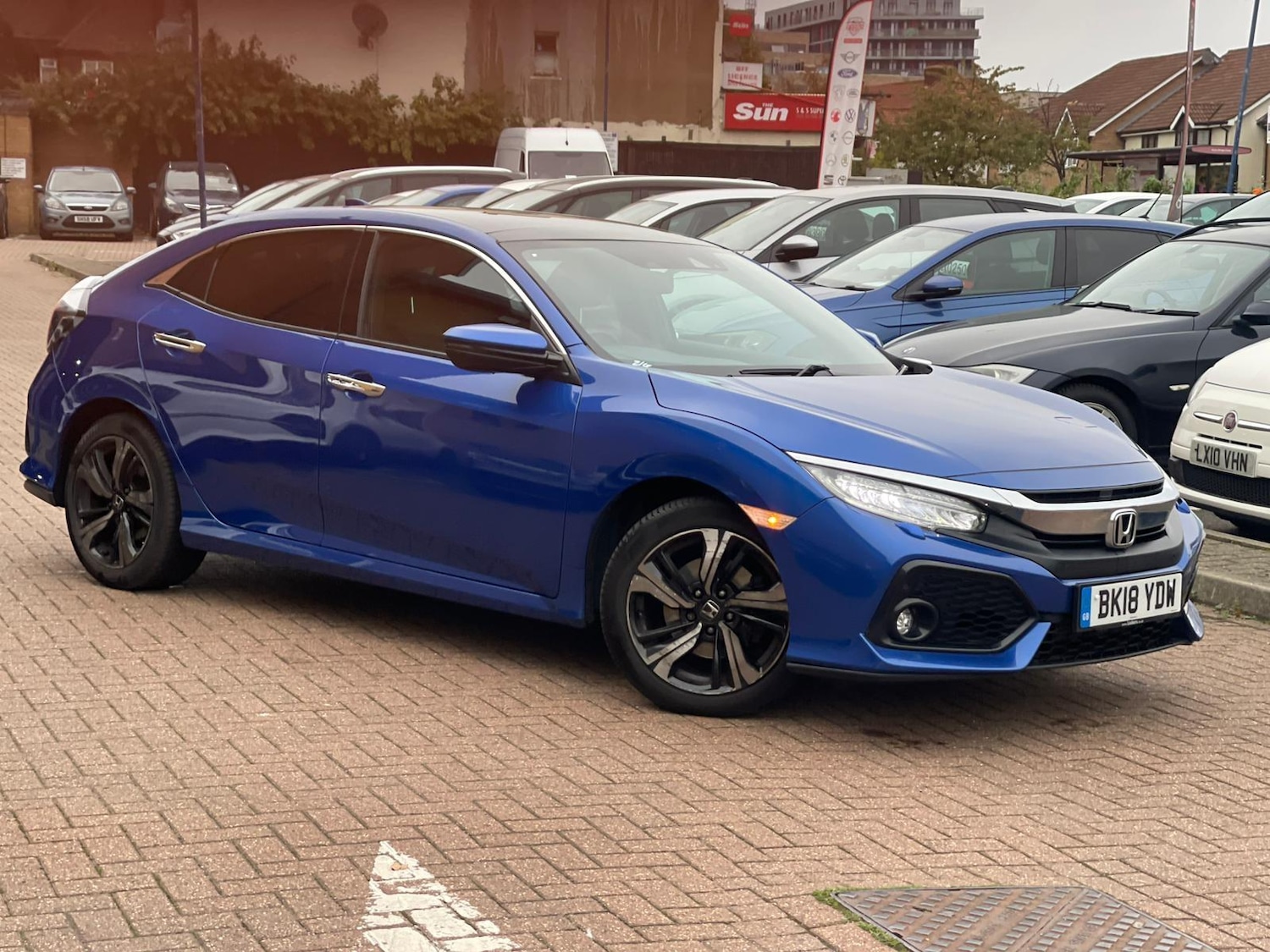 Used Honda Civic 2018 for sale - 76551866: Photo 3