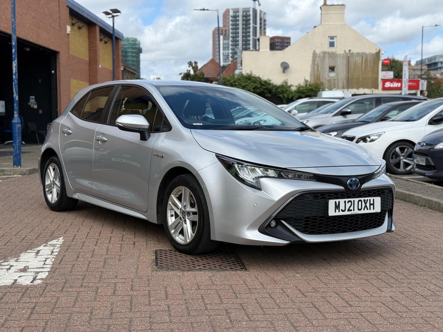 Used Toyota Corolla 2021 for sale - 76326656: Photo 2