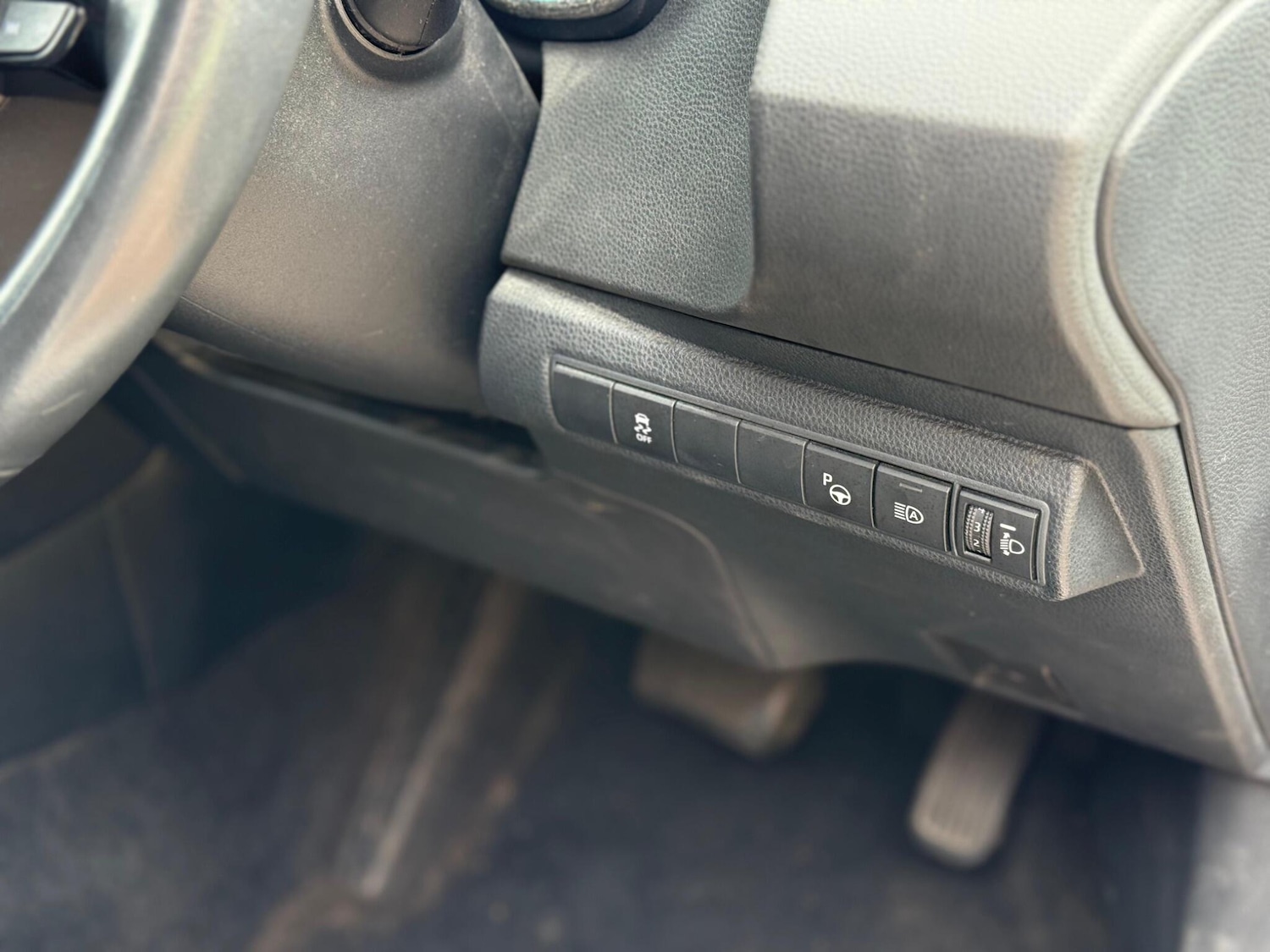 Used Toyota Corolla 2021 for sale - 76326656: Photo 32