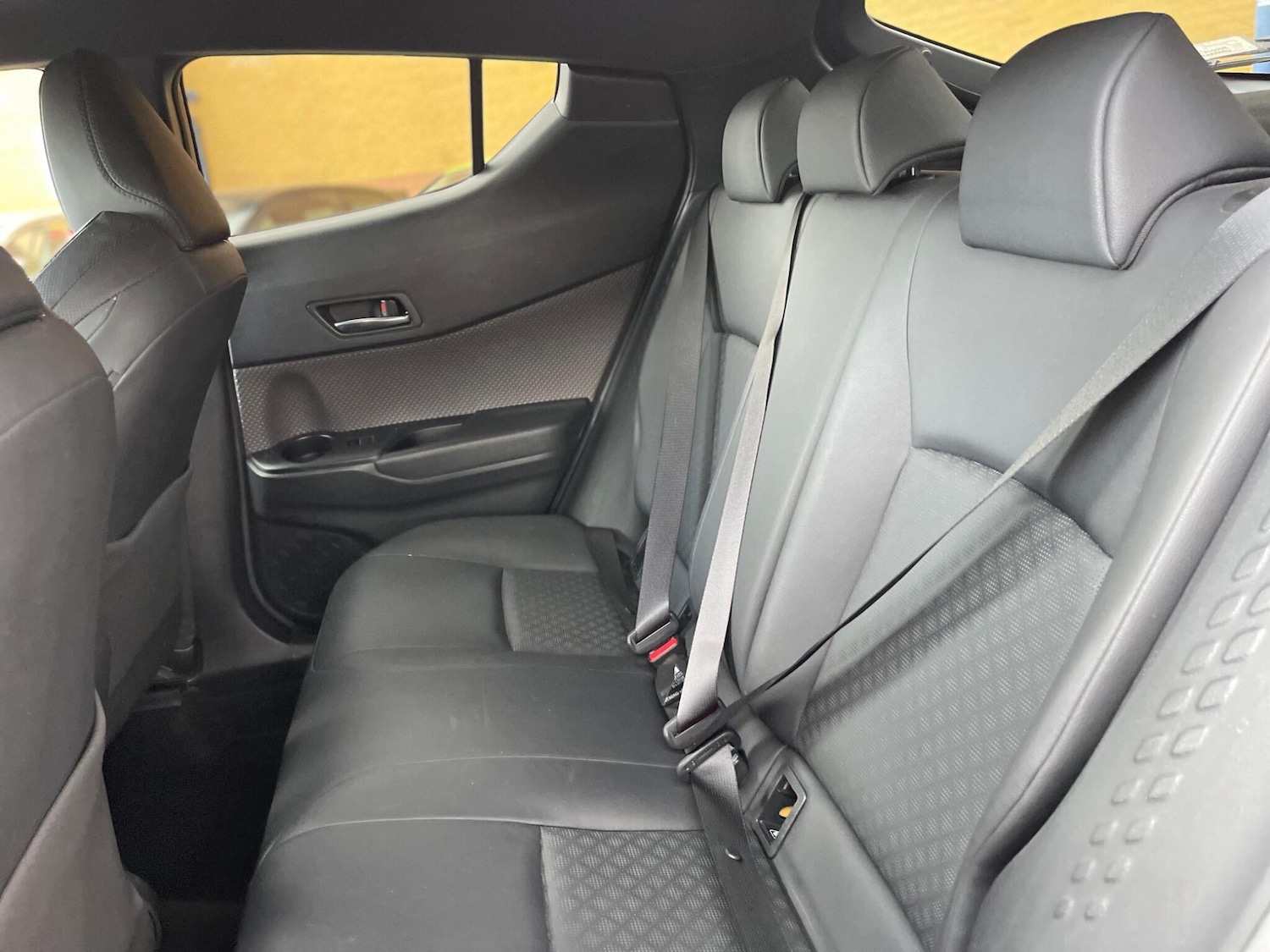 Used Toyota C-HR 2020 for sale - 76551888: Photo 15