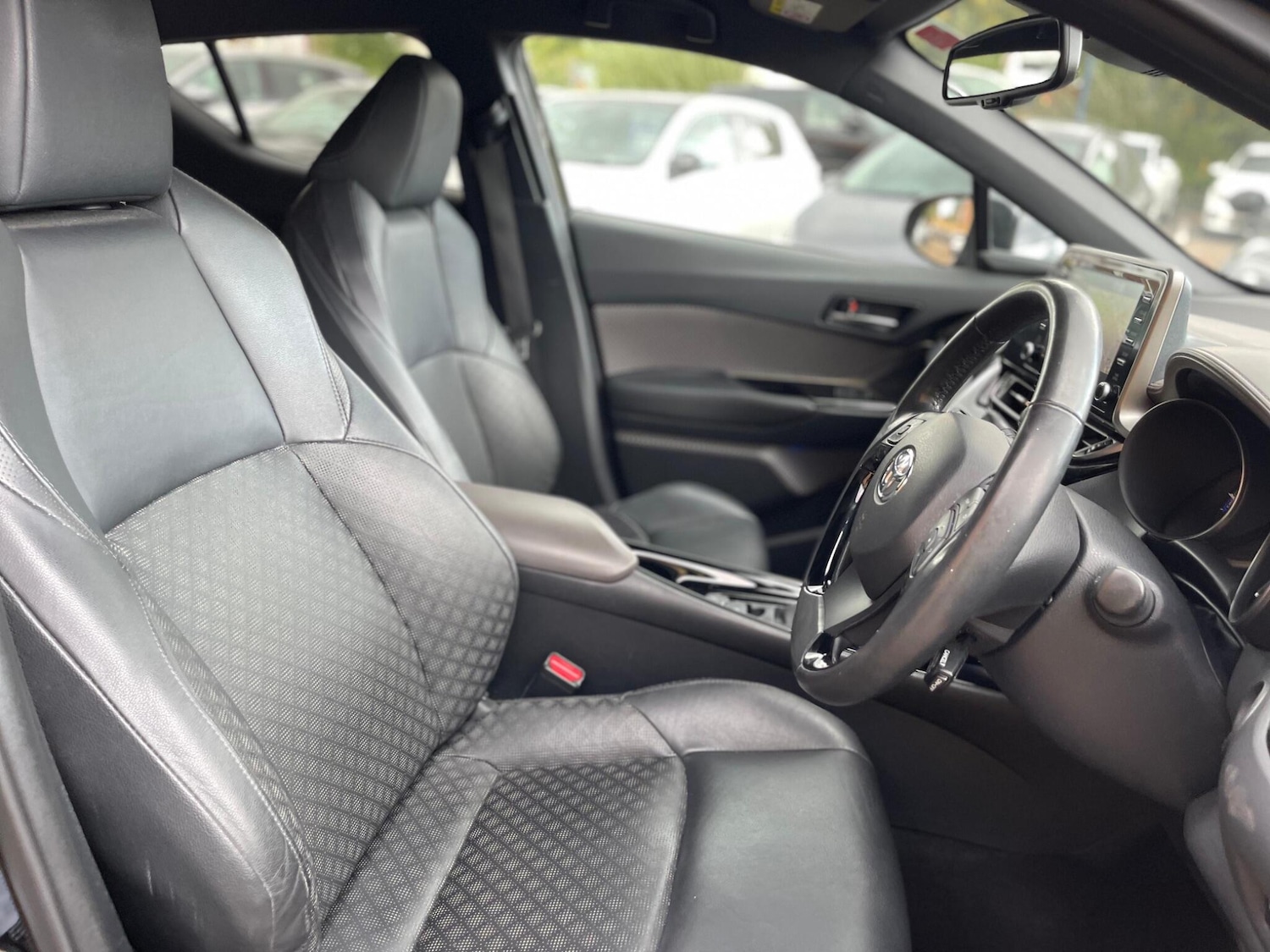 Used Toyota C-HR 2020 for sale - 76551888: Photo 20