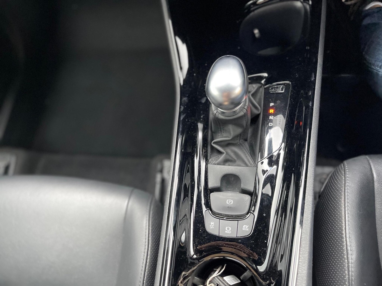 Used Toyota C-HR 2020 for sale - 76551888: Photo 32