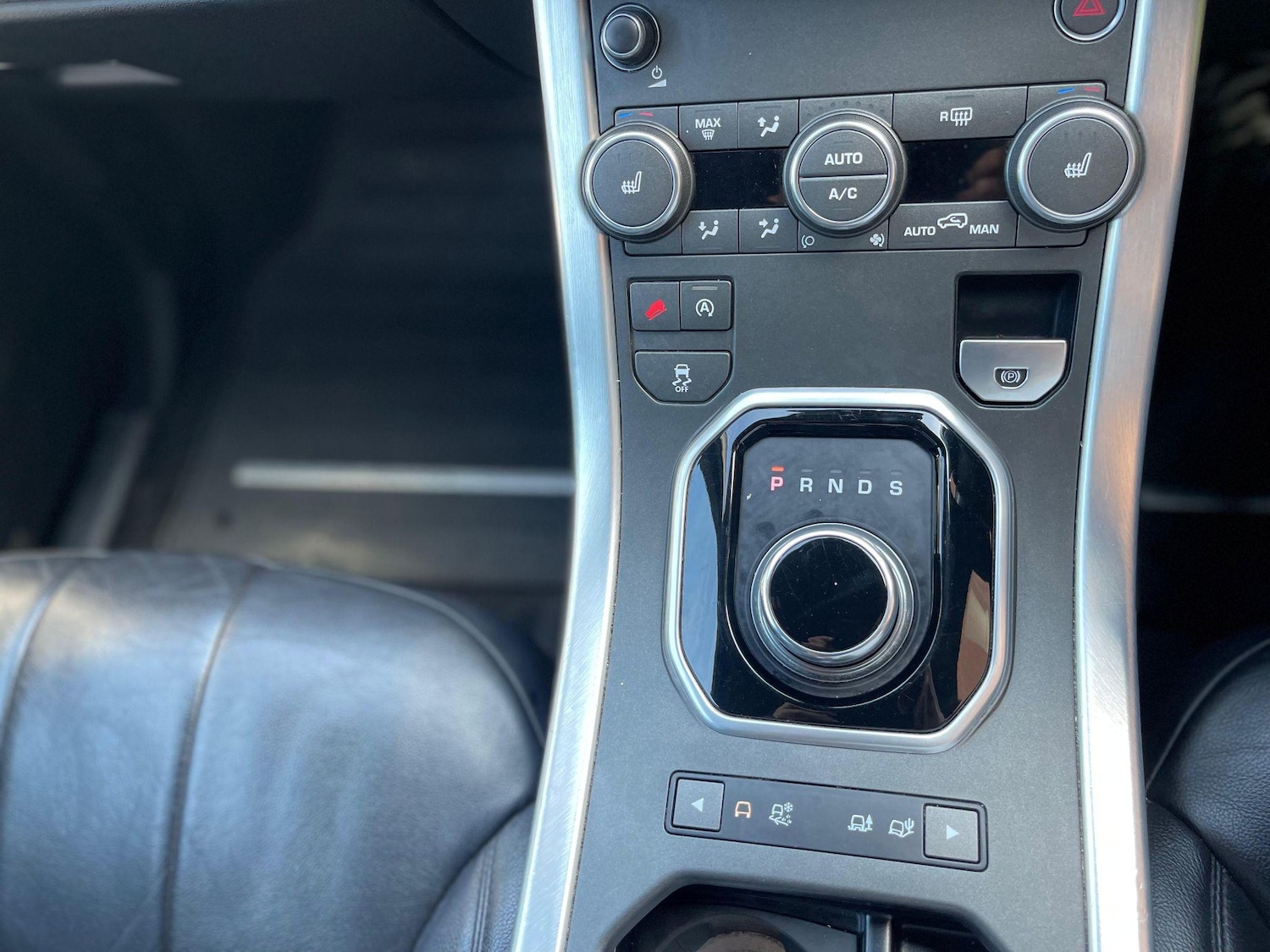 Used Land Rover Range Rover Evoque 2017 for sale - 76551901: Photo 44