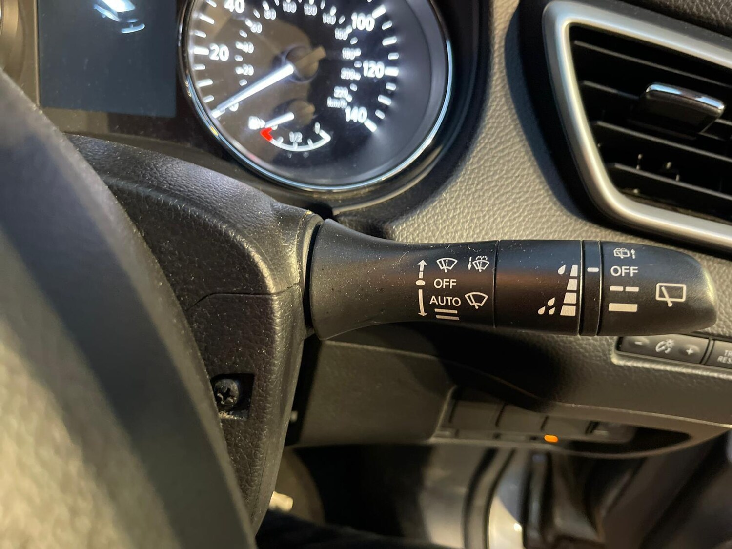 Used Nissan Qashqai 2015 for sale - 76551946: Photo 34