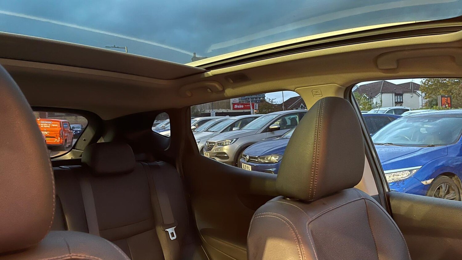 Used Nissan Qashqai 2015 for sale - 76551946: Photo 38