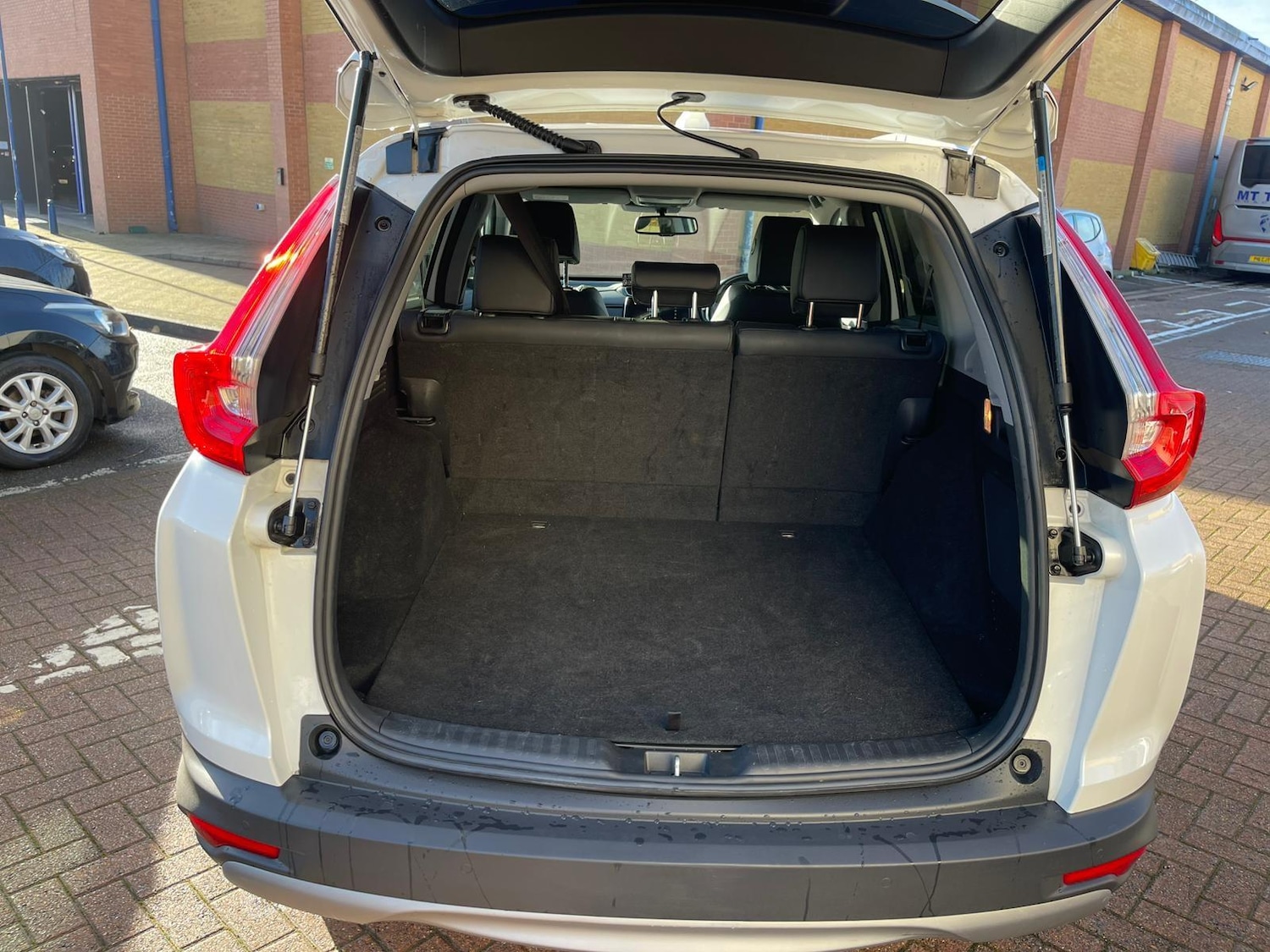 Used Honda CR-V 2020 for sale - 76832126: Photo 28