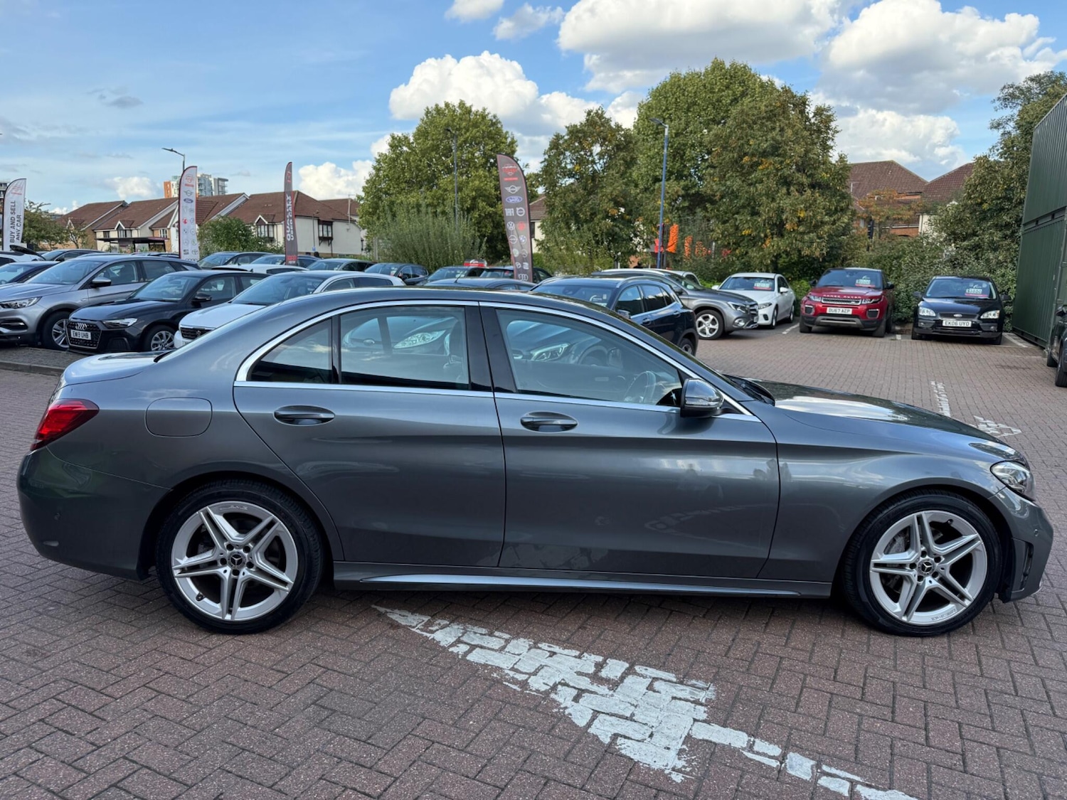 Used Mercedes-Benz C Class 2018 for sale - 77331090: Photo 11