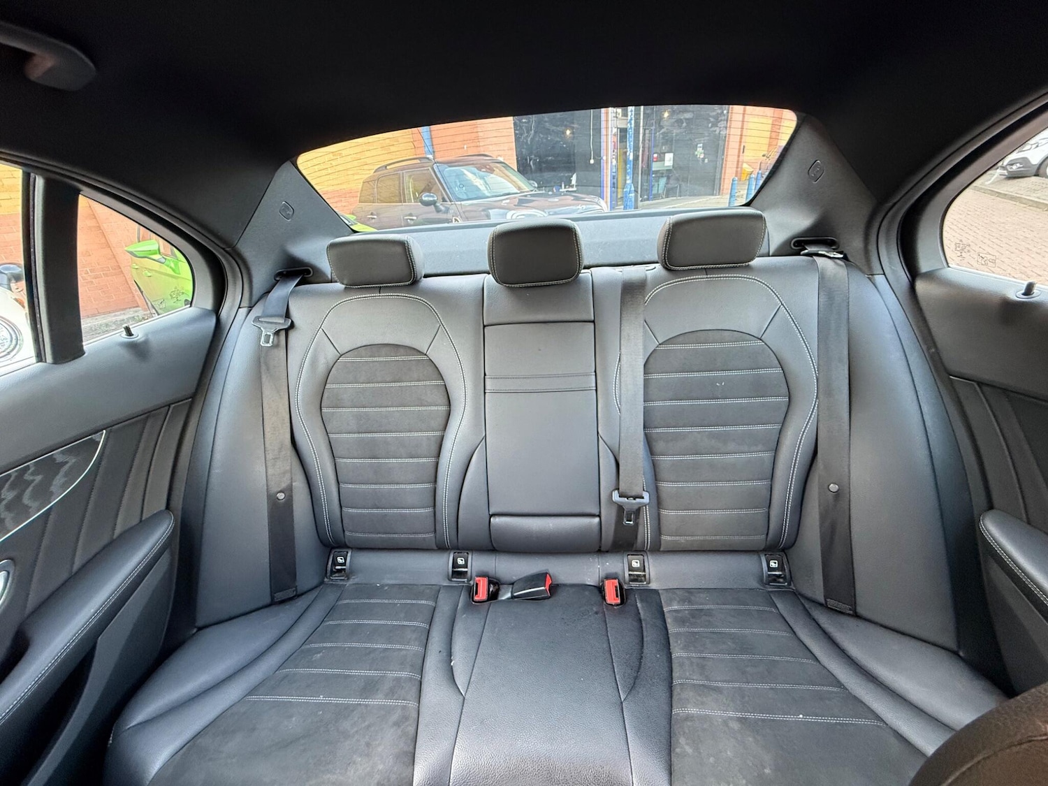 Used Mercedes-Benz C Class 2018 for sale - 77331090: Photo 18