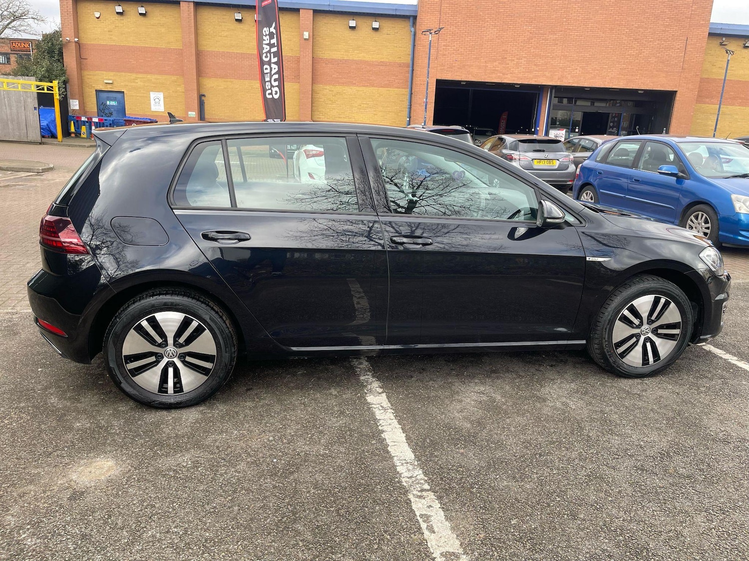 Used Volkswagen Golf 2020 for sale - 76551941: Photo 10