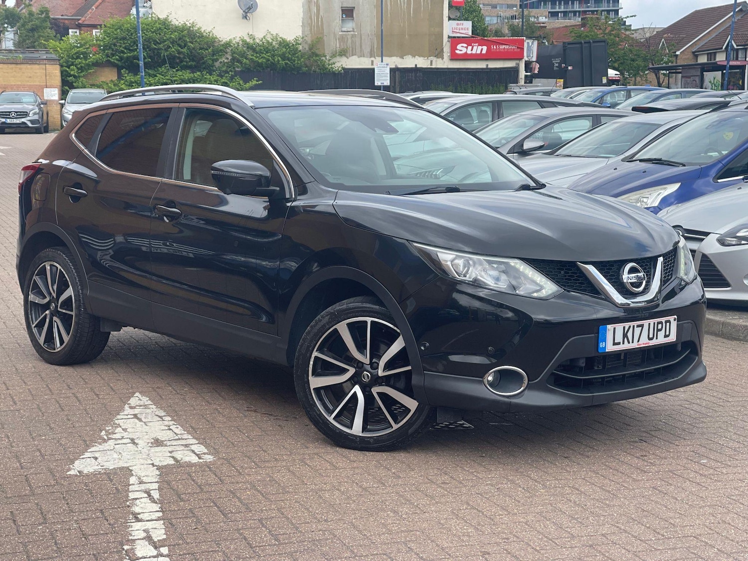 Used Nissan Qashqai 2017 for sale - 76326380: Photo 6