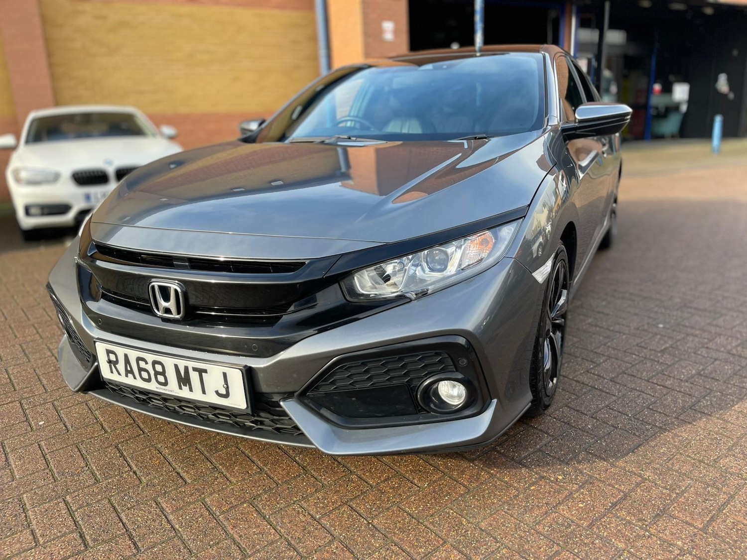 Used Honda Civic 2019 for sale - 78171096: Photo 3