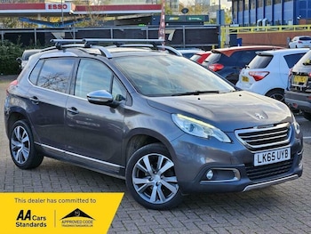 Used Peugeot 2008 2015 for sale - 76325908: Photo
