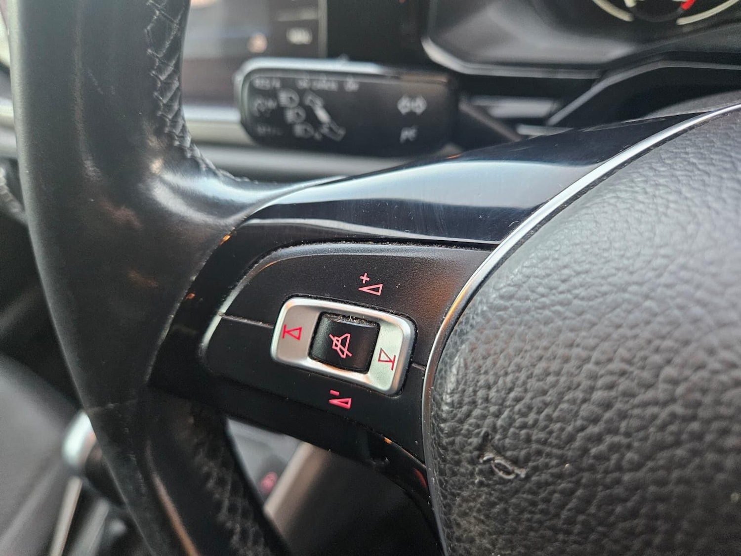 Used Volkswagen Polo 2019 for sale - 76326109: Photo 31