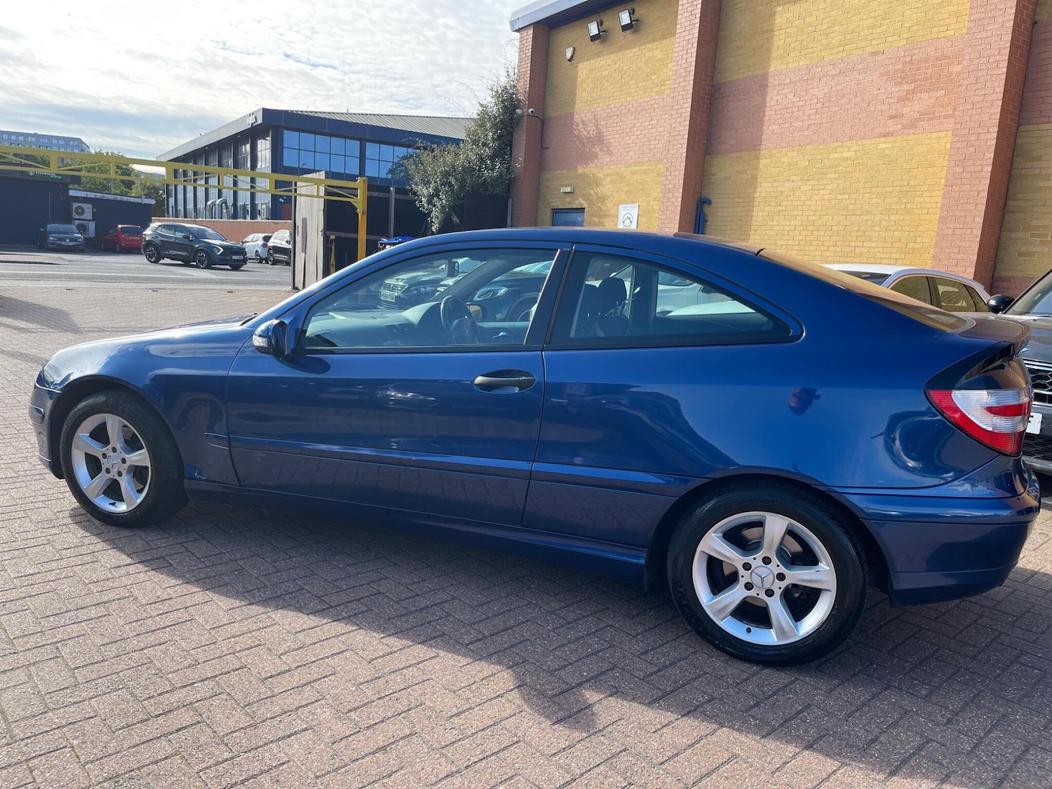 Used Mercedes-Benz C Class 2006 for sale - 76327159: Photo 11