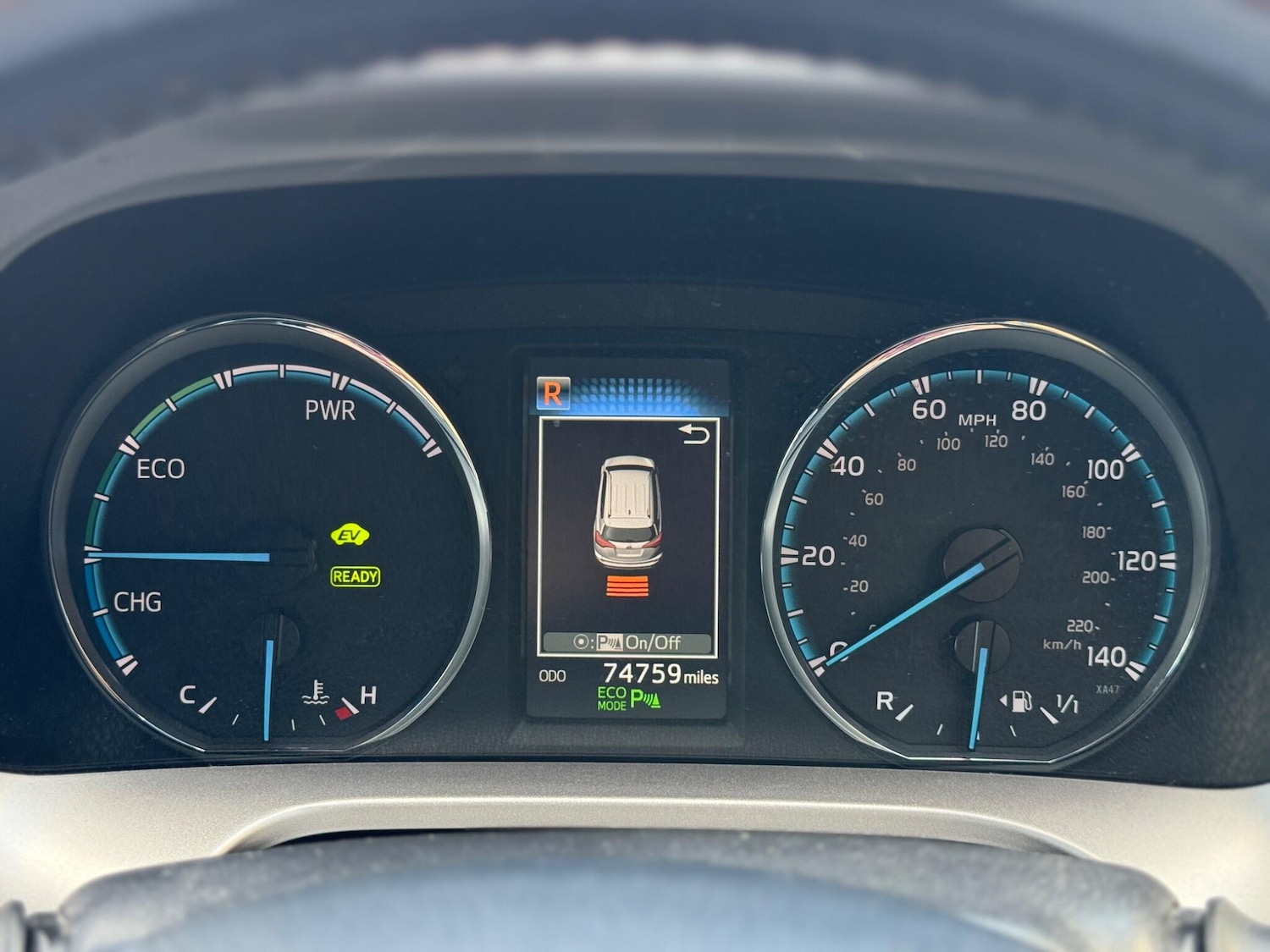 Used Toyota RAV4 2017 for sale - 76551924: Photo 40