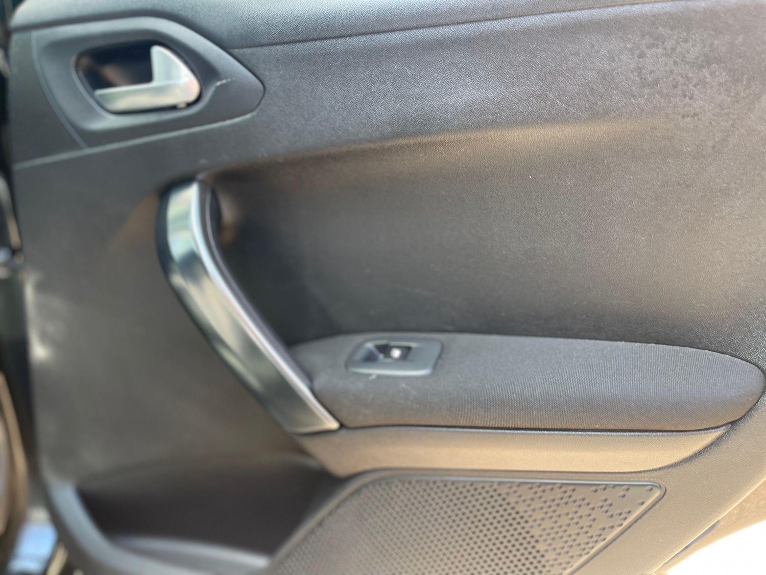 Used Peugeot 2008 2016 for sale - 76522224: Photo 24