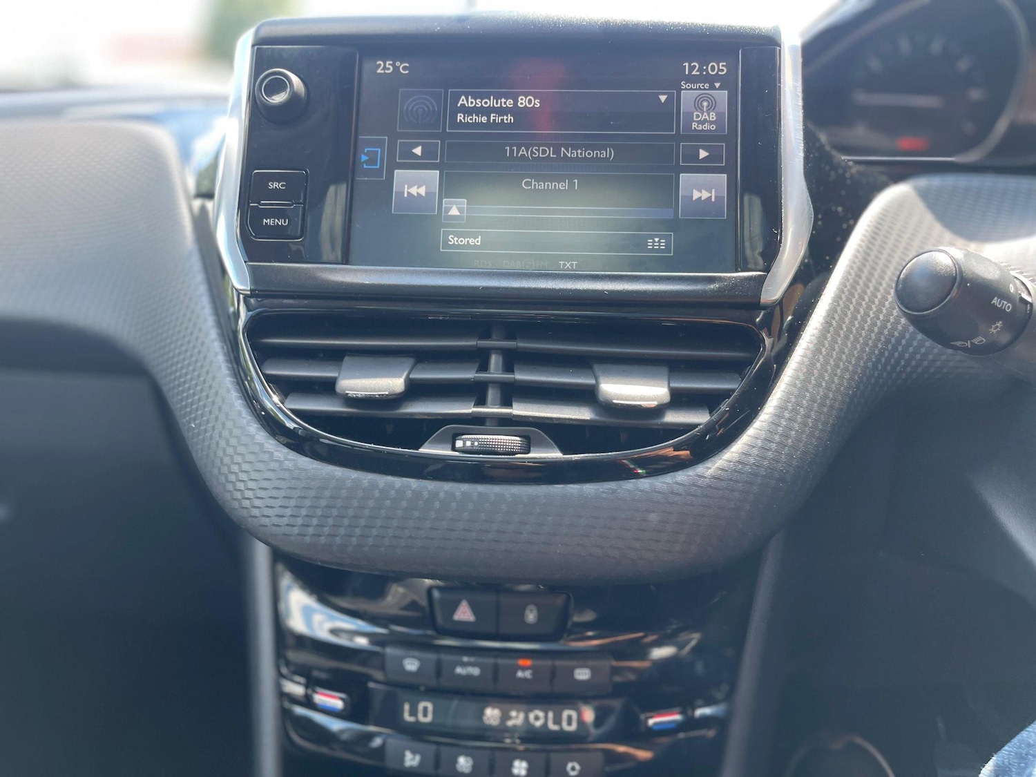 Used Peugeot 2008 2016 for sale - 76522224: Photo 27