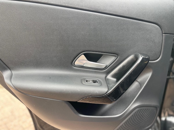 Used Mercedes-Benz A-Class 2019 for sale - 76326572: Photo 10