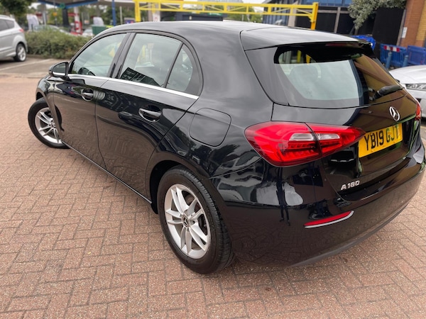 Used Mercedes-Benz A-Class 2019 for sale - 76326572: Photo 8