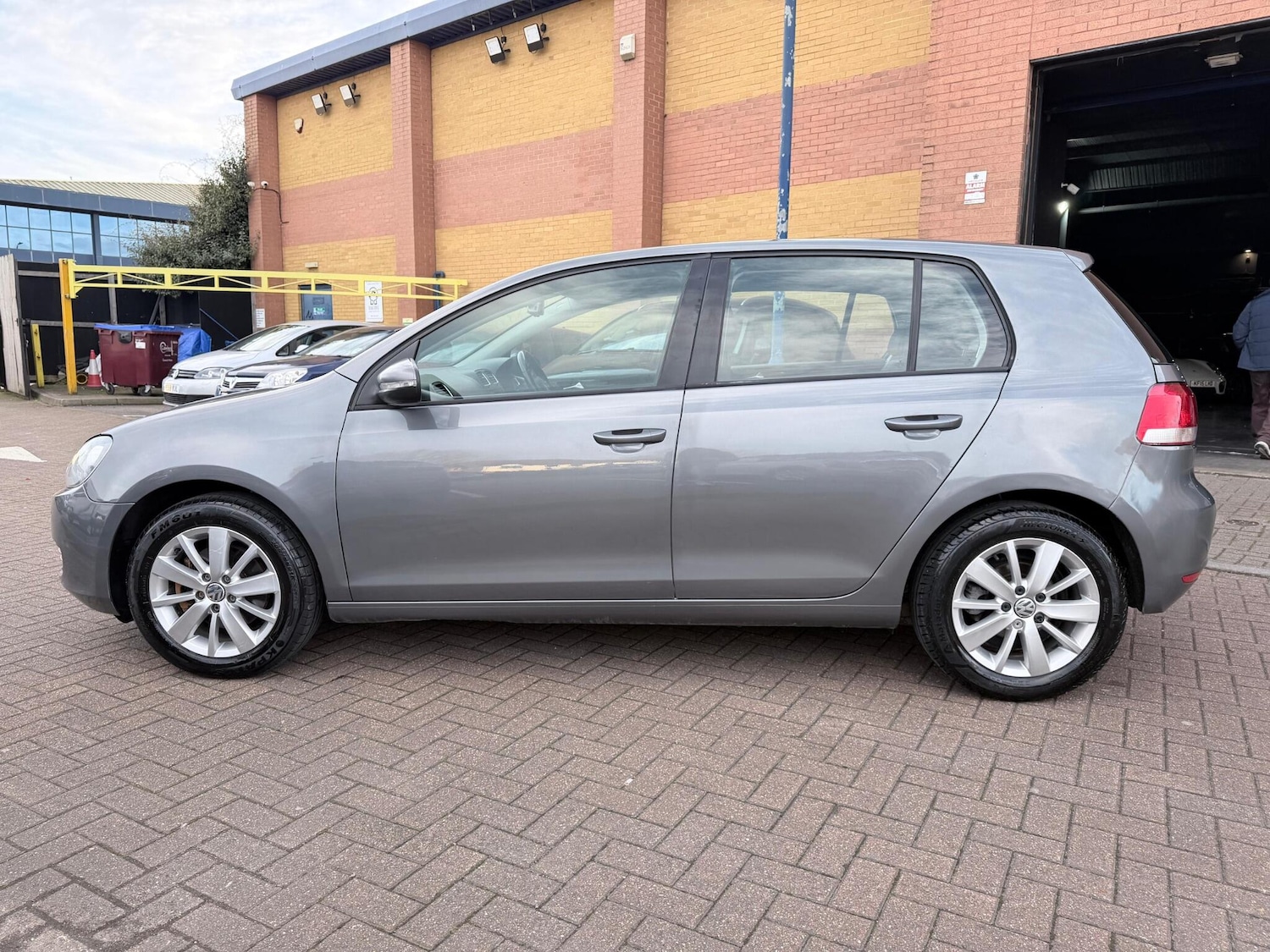 Used Volkswagen Golf for sale - 77883595: Photo 9