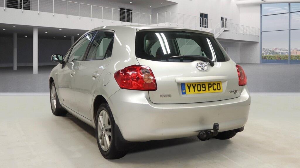 Used Toyota Auris 2009 for sale - 77898232: Photo 3