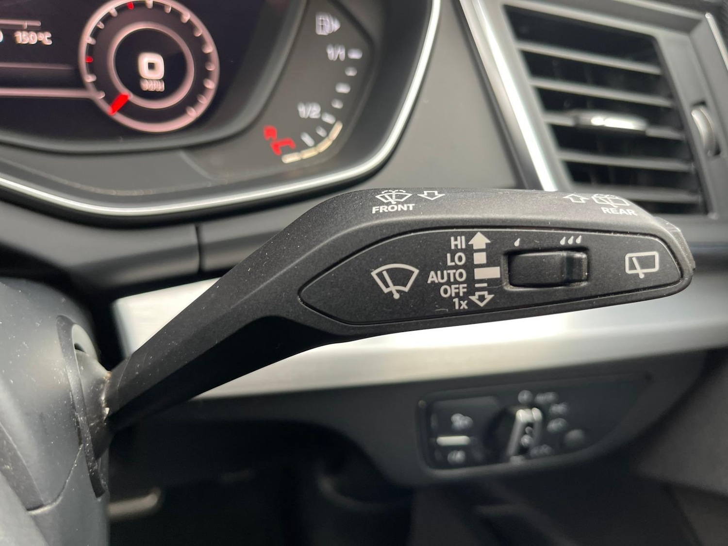 Used Audi Q5 2017 for sale - 76551923: Photo 36